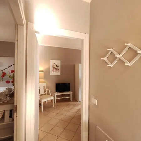 Interno 2 * Formello